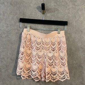 Blu Pepper Peachy Pink Crochet Scallop Lace Shorts